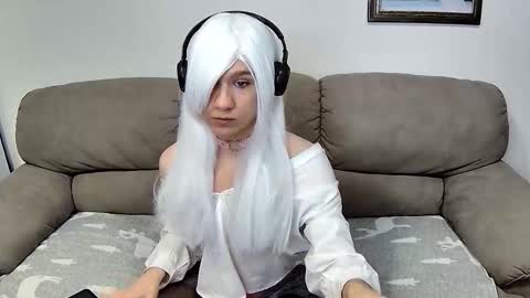 HilmarZ online show from November 9, 2025, 2:54 am