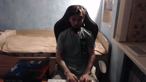 Snapshot of danny634 chatting on December 12, 2024, 1:32 am Danny online show from December 12, 2024, 1:32 am