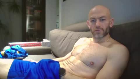 Snapshot of danny81boy chatting on January 25, 2025, 4:57 pm danny81boy online show from January 25, 2025, 4:57 pm