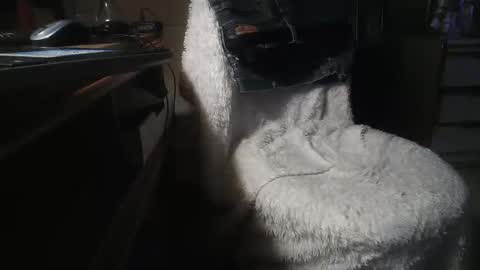 Danielle online show from January 31, 2025, 11:24 am