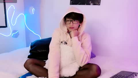 Danny online show from November 9, 2025, 8:45 am