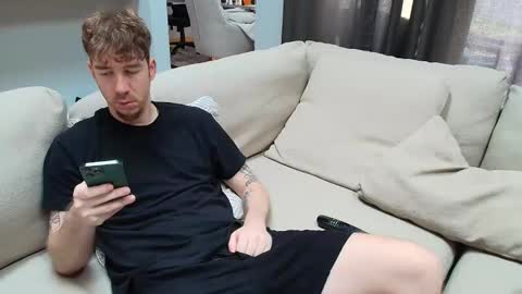 DannyThreeWay online show from December 19, 2025, 4:03 pm