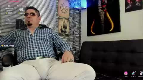 dante_bellini online show from July 8, 2026, 2:54 pm
