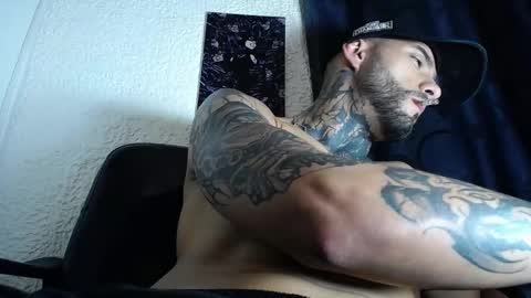 dante_d_angelo_ online show from September 12, 2025, 11:04 pm
