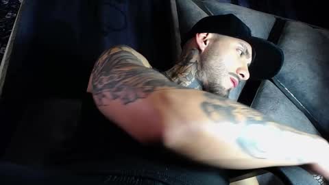 dante_d_angelo_ online show from February 16, 2026, 10:28 pm