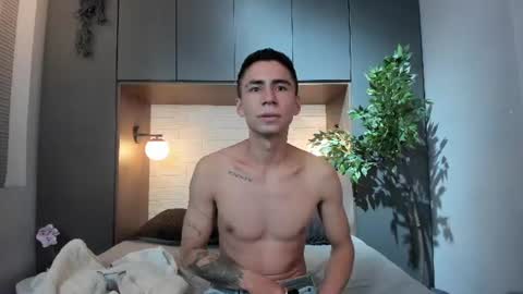 Snapshot of dante_fiore_ chatting on July 9, 2026, 8:35 pm Dante online show from July 9, 2026, 8:35 pm