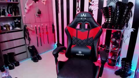 Dante online show from February 11, 2025, 2:35 pm