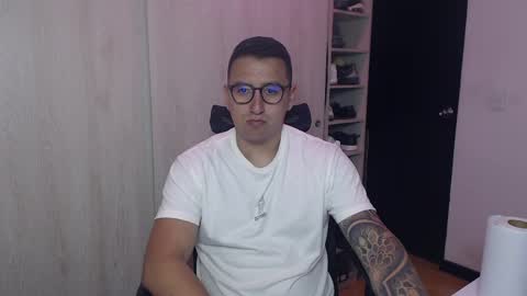 dantevesper online show from April 3, 2026, 2:31 am