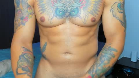 danyfitguy_ online show from December 16, 2024, 12:48 am