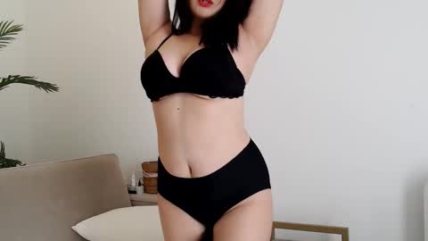 DanyMeen online show from October 8, 2025, 7:28 am