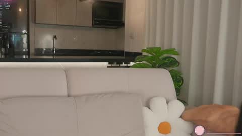 daphne_cooper1 online show from May 29, 2026, 1:03 am