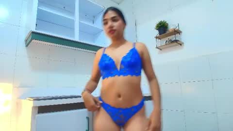 Snapshot of daphne_gloww chatting on June 14, 2026, 1:46 pm daphne_gloww online show from June 14, 2026, 1:46 pm