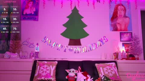 Snapshot of daphnemadison chatting on December 2, 2024, 10:23 pm Daphne Madison online show from December 2, 2024, 10:23 pm