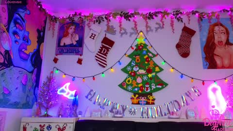 Snapshot of daphnemadison chatting on January 7, 2025, 8:31 pm Daphne Madison online show from January 7, 2025, 8:31 pm