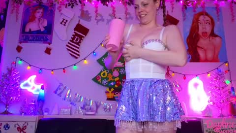 Snapshot of daphnemadison chatting on January 10, 2025, 8:48 pm Daphne Madison online show from January 10, 2025, 8:48 pm