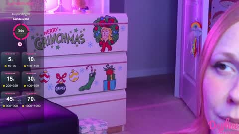 Snapshot of daphnemadison chatting on January 14, 2025, 11:48 pm Daphne Madison online show from January 14, 2025, 11:48 pm