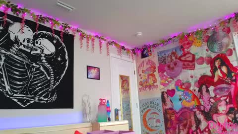 Snapshot of daphnemadison chatting on March 11, 2025, 2:29 pm Daphne Madison online show from March 11, 2025, 2:29 pm