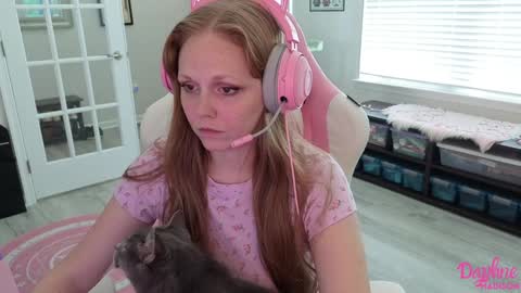 Snapshot of daphnemadison chatting on September 30, 2025, 6:02 pm Daphne Madison online show from September 30, 2025, 6:02 pm