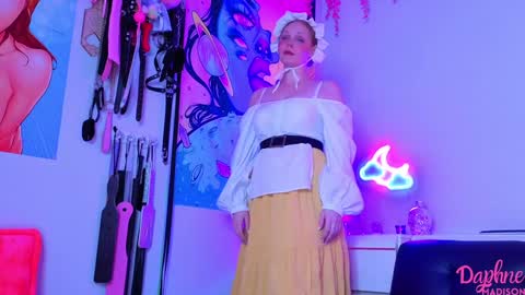 Daphne Madison online show from November 26, 2025, 7:37 pm