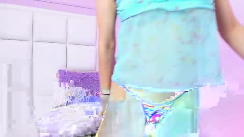 daphnevalucci online show from April 10, 2026, 4:17 am