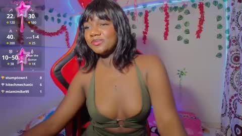 Snapshot of daphnewalker__ chatting on February 16, 2025, 9:27 pm Daphne online show from February 16, 2025, 9:27 pm