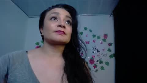 Snapshot of dapnne24 chatting on January 6, 2025, 3:51 pm dapnne online show from January 6, 2025, 3:51 pm