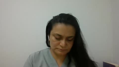 Snapshot of dapnne24 chatting on January 17, 2025, 6:33 pm dapnne online show from January 17, 2025, 6:33 pm