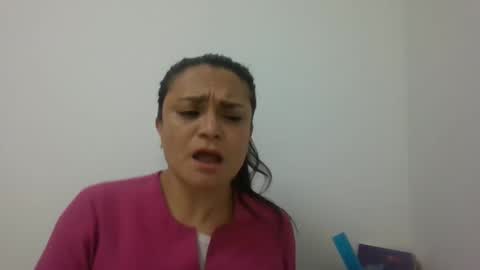 Snapshot of dapnne24 chatting on February 3, 2025, 5:56 pm dapnne online show from February 3, 2025, 5:56 pm