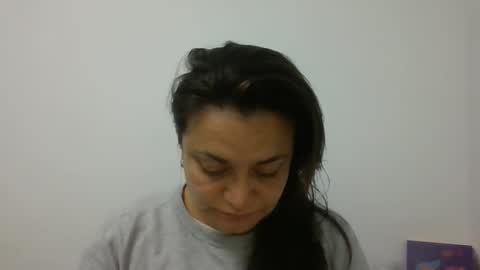 Snapshot of dapnne24 chatting on March 5, 2025, 2:01 pm dapnne online show from March 5, 2025, 2:01 pm