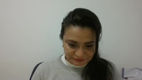 Snapshot of dapnne24 chatting on March 7, 2025, 8:44 pm dapnne online show from March 7, 2025, 8:44 pm