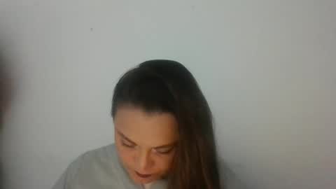 Snapshot of dapnne24 chatting on October 14, 2025, 8:09 pm dapnne online show from October 14, 2025, 8:09 pm