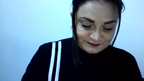 Snapshot of dapnne24 chatting on October 15, 2025, 7:58 pm dapnne online show from October 15, 2025, 7:58 pm