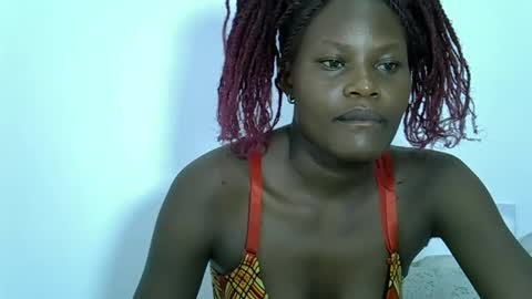 ESTHER online show from March 4, 2025, 4:06 am