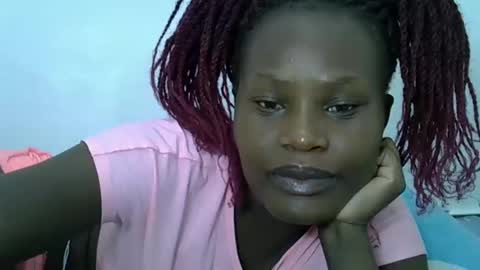 ESTHER online show from March 5, 2025, 6:01 pm