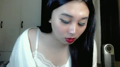 Snapshot of darcy_world chatting on December 13, 2024, 7:32 pm DARCY online show from December 13, 2024, 7:32 pm