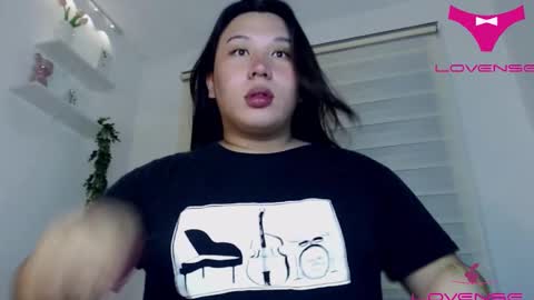 DARCY online show from December 1, 2025, 4:06 am