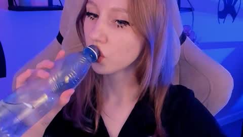 Daria Tate online show from September 20, 2025, 11:55 am