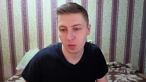 darienlarge online show from January 19, 2026, 2:48 am