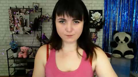 Snapshot of darina_m_ chatting on January 22, 2025, 6:10 am Darina online show from January 22, 2025, 6:10 am