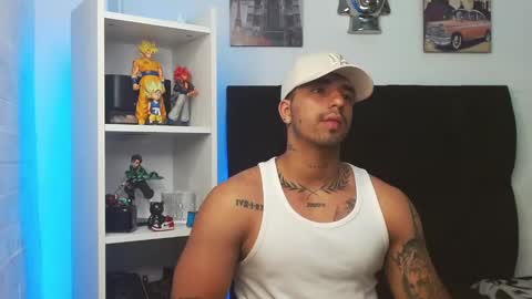 Darius Phoenix  online show from March 5, 2025, 8:43 am