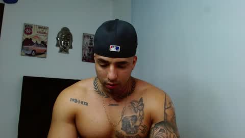 Darius Phoenix  online show from October 19, 2025, 12:44 am