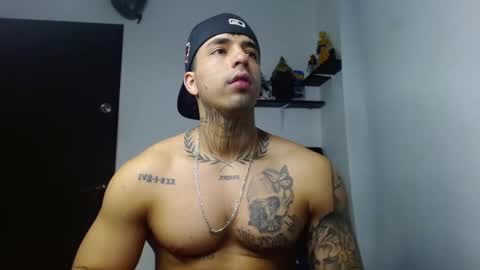 Darius Phoenix  online show from January 9, 2026, 10:44 pm