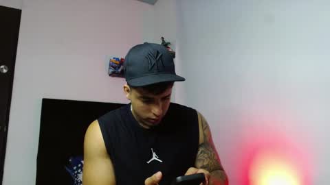 Darius Phoenix  online show from February 13, 2026, 8:05 pm