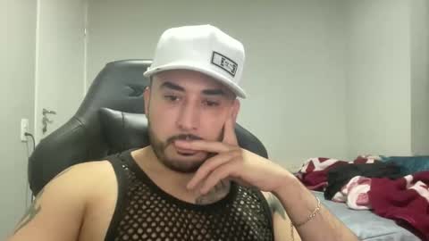 dark704996 online show from March 6, 2026, 6:32 am