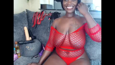 Snapshot of dark_coco chatting on December 25, 2024, 10:28 am Coco online show from December 25, 2024, 10:28 am