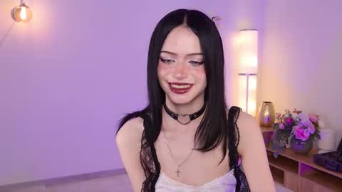 Snapshot of dark_diva chatting on February 4, 2026, 9:31 pm Diva online show from February 4, 2026, 9:31 pm