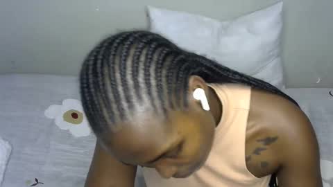Snapshot of dark_lovly chatting on October 20, 2025, 7:31 am dark_lovly online show from October 20, 2025, 7:31 am