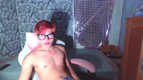 dark_lustxox online show from March 4, 2026, 9:59 am