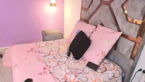 CELESTE online show from December 19, 2025, 4:30 am