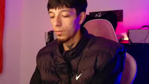 Snapshot of dark_rosse1 chatting on February 17, 2026, 3:25 am rosse online show from February 17, 2026, 3:25 am